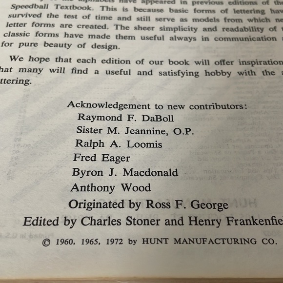 Speedball Textbook 20th Edition For Pen and Brush Lettering. ©1972 - Picture 4 of 8